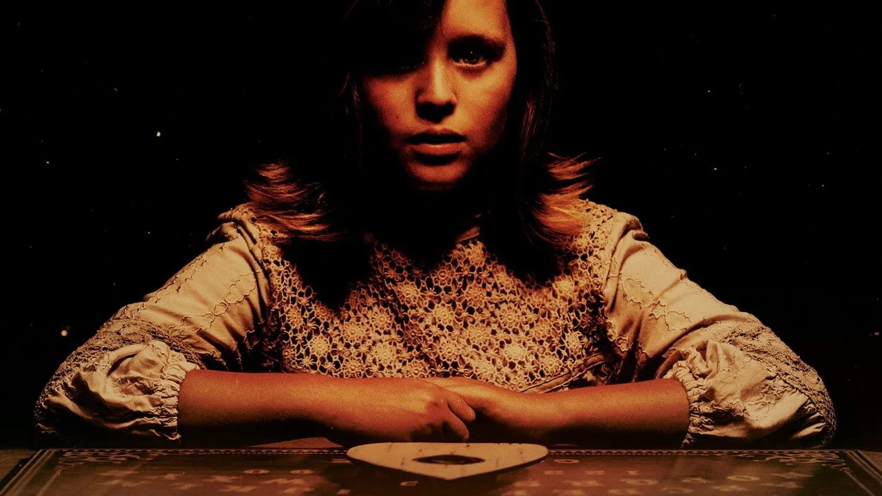 Imagem de Ouija: Origin of Evil — Ouija: Origin of Evil completa 10 anos em 21/10/2026