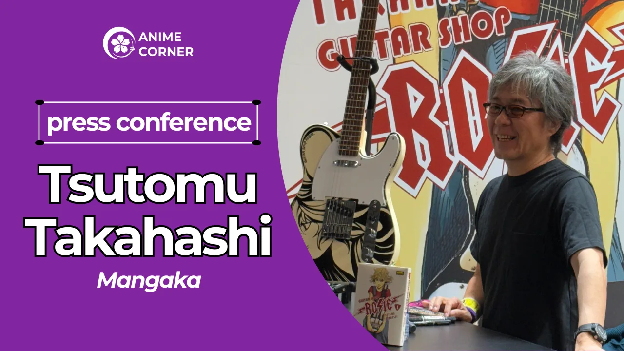 Mangaka Tsutomu Takahashi segurando guitarra enquanto faz alongamento de braços em estúdio