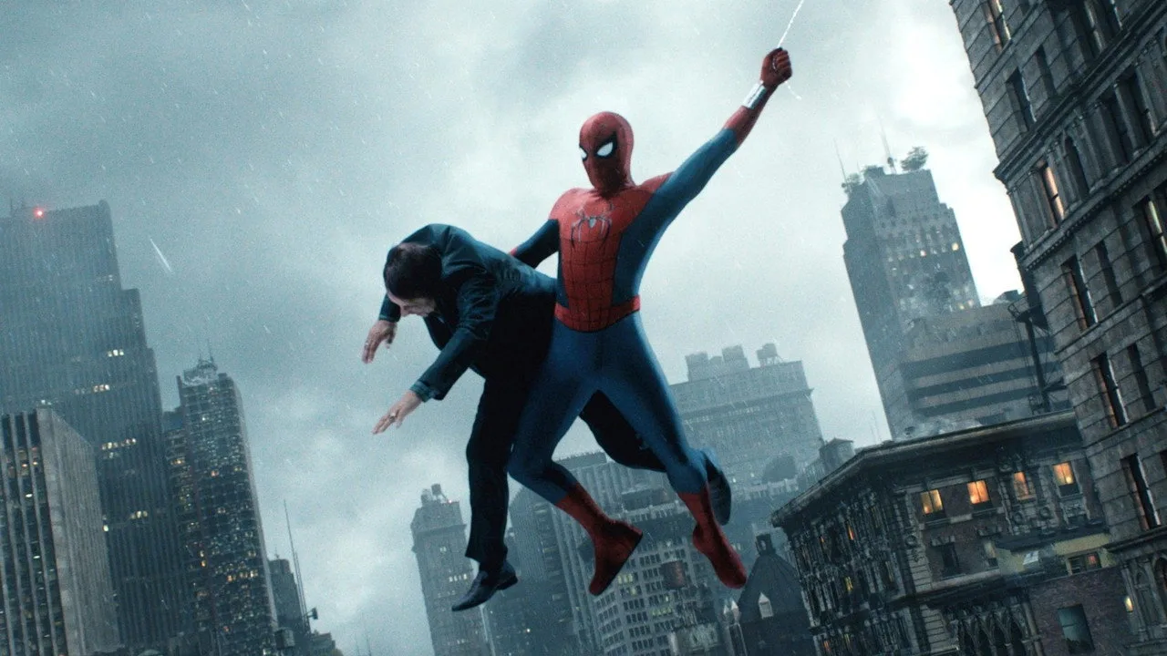Homem em roupa de treino segurando quadrinhos, fazendo flexão, com máscara de aranha ao fundo