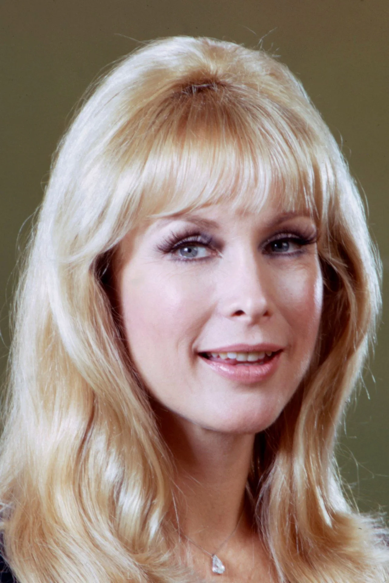 Imagem de Barbara Eden — Harper Valley PTA: sitcom curta de 1981-82