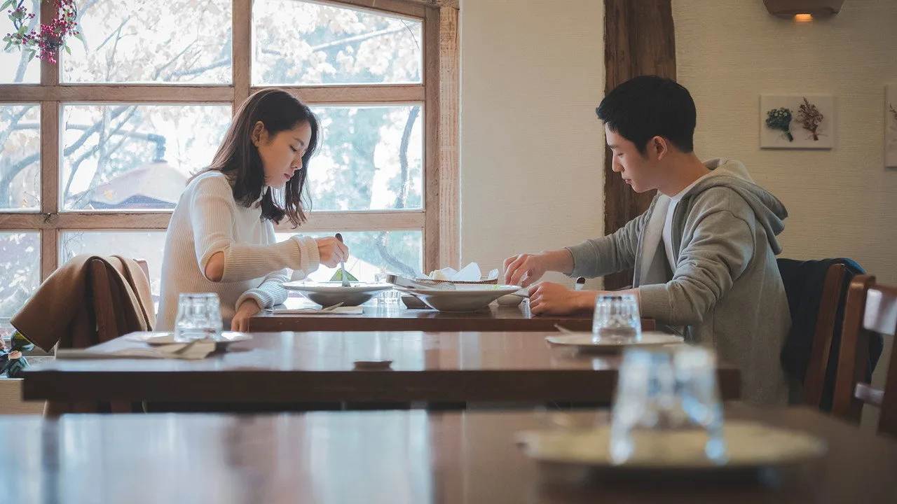 Imagem de Something in the Rain — Between Steps divulga fotos dos bastidores com Kim So Hyun