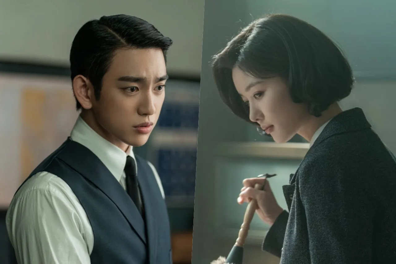 Lee Ga‑Kyeong em traje de espionagem encurrala Park Jinyoung sob luzes neon, ao lado do logo de 100 Days of Deception