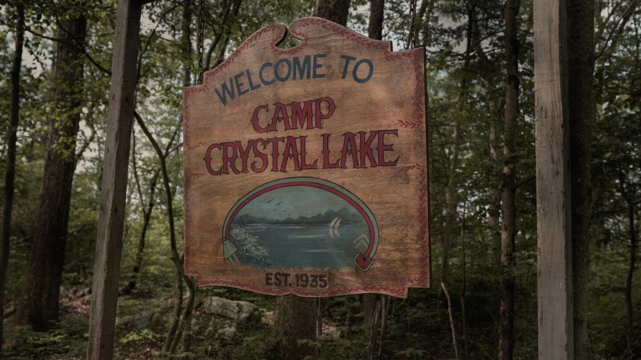Imagem de Crystal Lake — Crystal Lake: Showrunner defende Jason mutante de barata