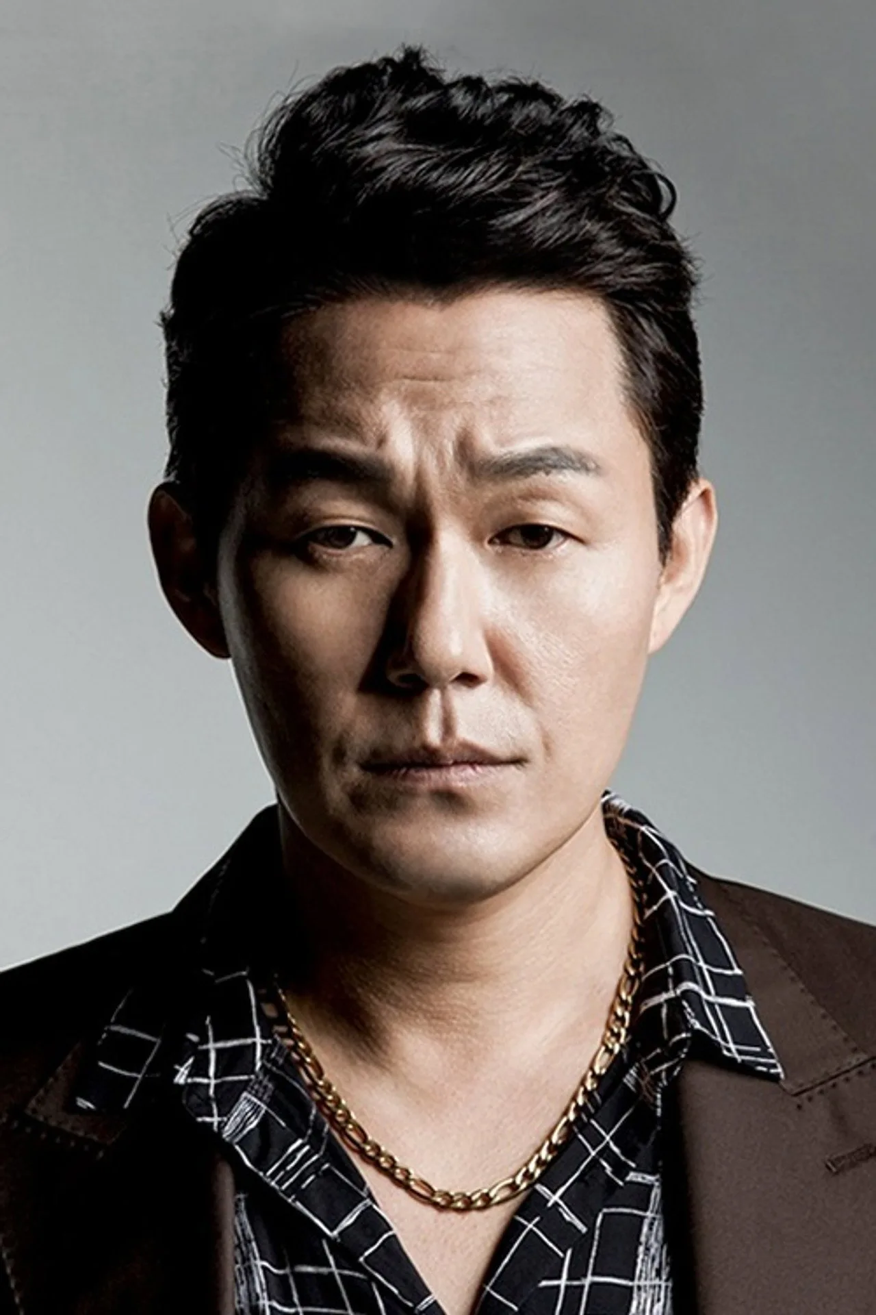 Imagem de Park Sung Woong — Park Sung Woong comanda batalha em Sword & Silence