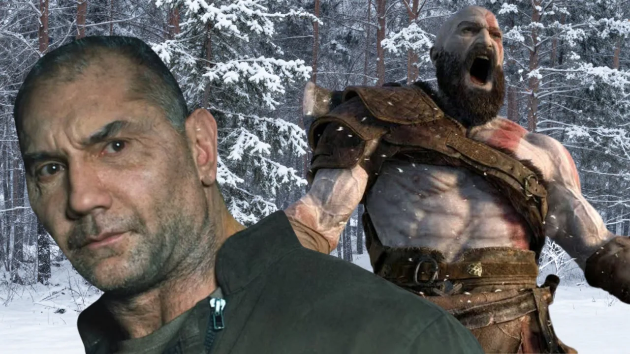 Dave Bautista em ação, levantando peso com expressão focada, vestindo roupa de treino cinza e segurando uma espada estilo Kratos