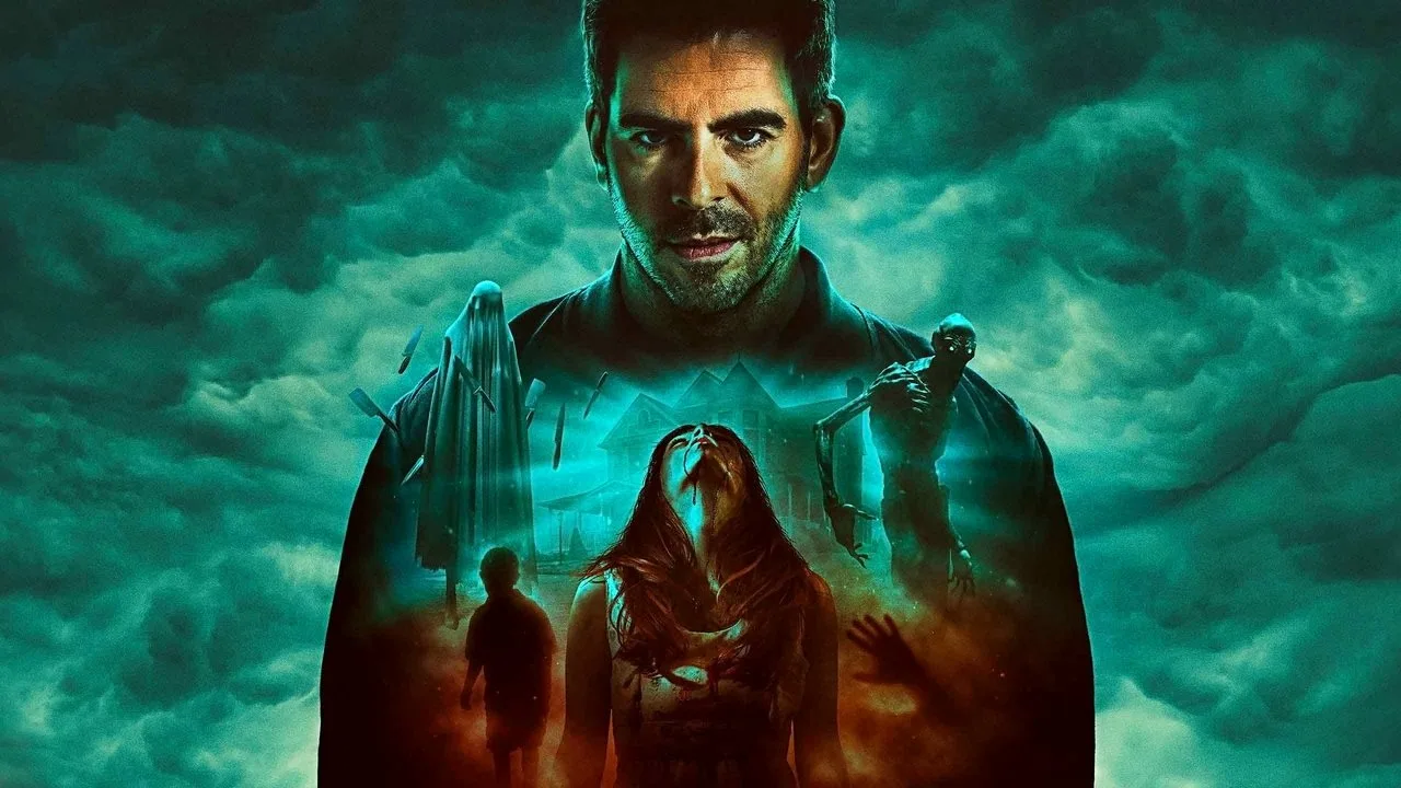 Picolé ensanguentado sendo segurado por uma mão, remetendo ao terror visceral e sádico característico de Eli Roth