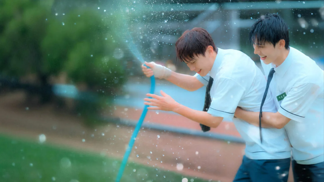Imagem de Summertime — Summertime BL drama lança making‑of dos episódios 5 e 6