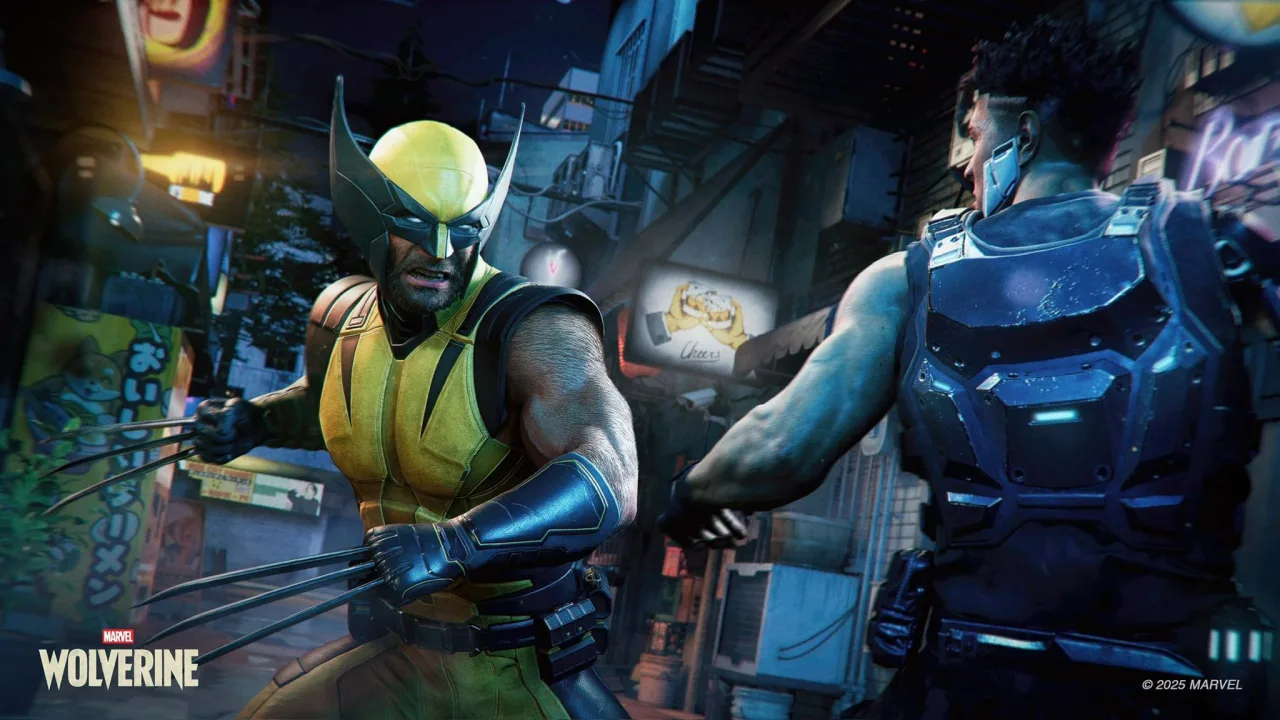 Homem musculoso levantando halteres, vestindo camiseta com garras douradas e segurando controle de PS5
