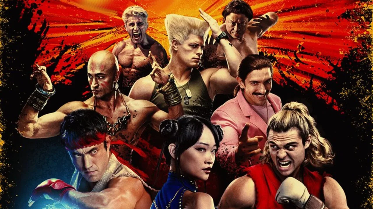 Guile, Blanka, Zangief, Dhalsim e E. Honda em pose de luta ao lado do logo de Street Fighter