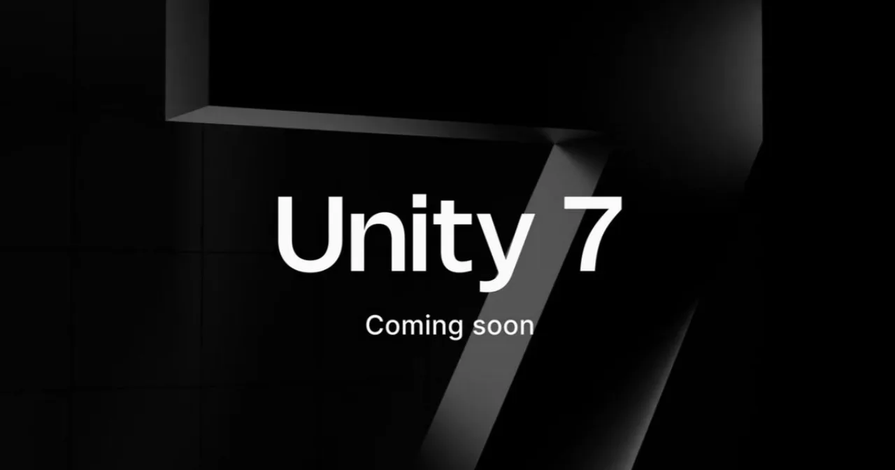 Programador concentrado, usando fones, ao lado de halteres, garrafa de água e laptop exibindo a interface do Unity