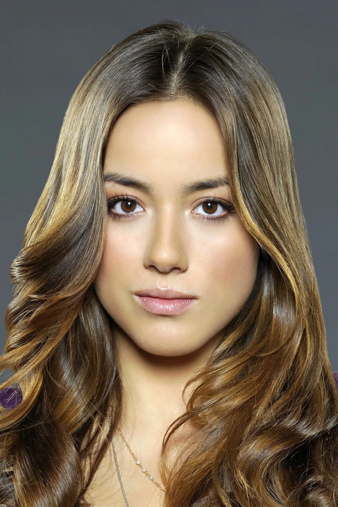 Imagem de Chloe Bennet — Chloe Bennet critica Marvel por ignorar Agents of S.H.I.E.L.D. como ca