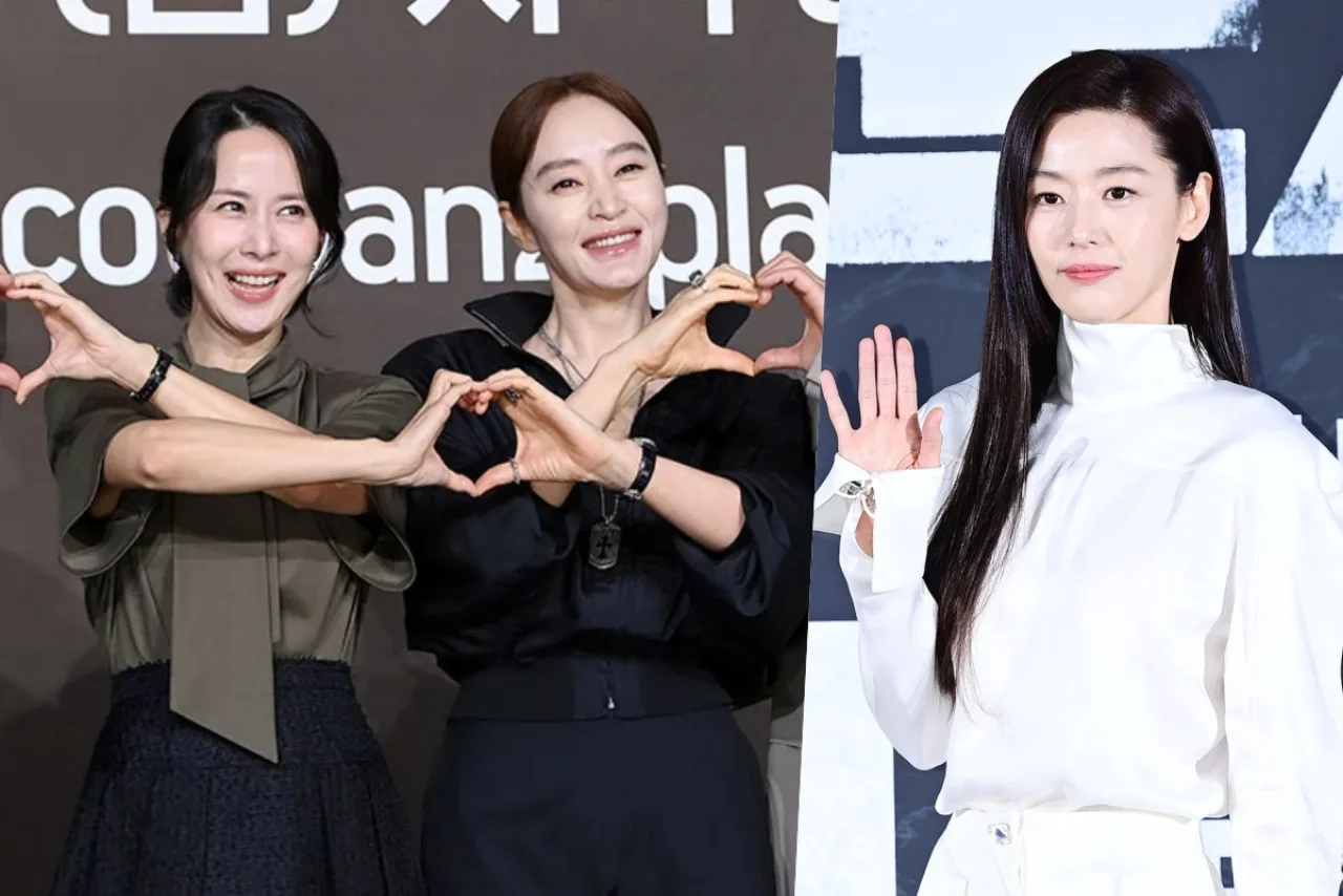 Kim Hye Soo sorrindo ao lado de um gráfico de barras que mostra sua posição nº 1 no ranking de estrelas coreanas