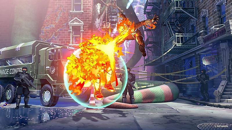 Jogador com headset, sentado, segurando halteres, enquanto na tela do PC aparece o logo de “Marvel Tokon: Fighting Souls”