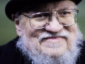 Escritor de Game of Thrones, George R.R. Martin, diz que não há plano caso morra antes de completar Ventos do Inverno, e a série simplesmente não será finalizada 14 img 0d4095e98856bca859336abe51ae2512